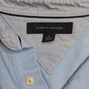 Tommy Hilfiger Men's Light Blue Button Down Shirt